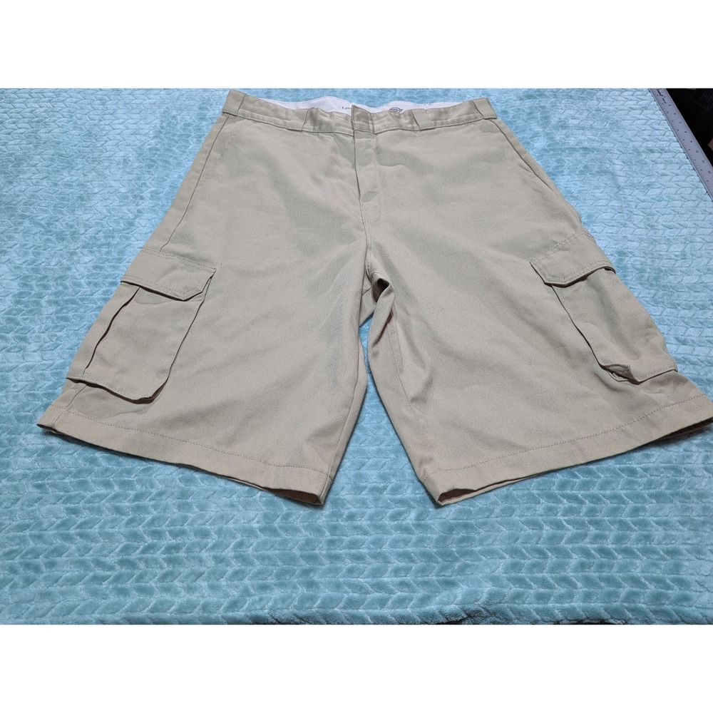 Dickies Mens Loose Fit Cargo Shorts Khaki Tan Workwear Size‎ 38 WR888DS